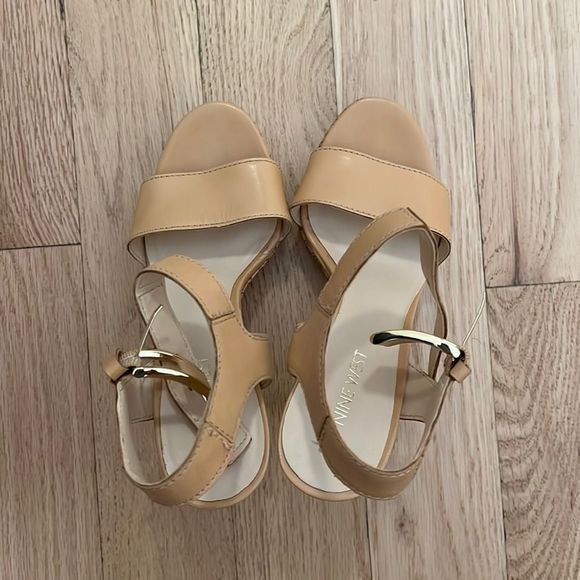 Nine West Shoes - Nine West Heels in Beige - Size 7.5M